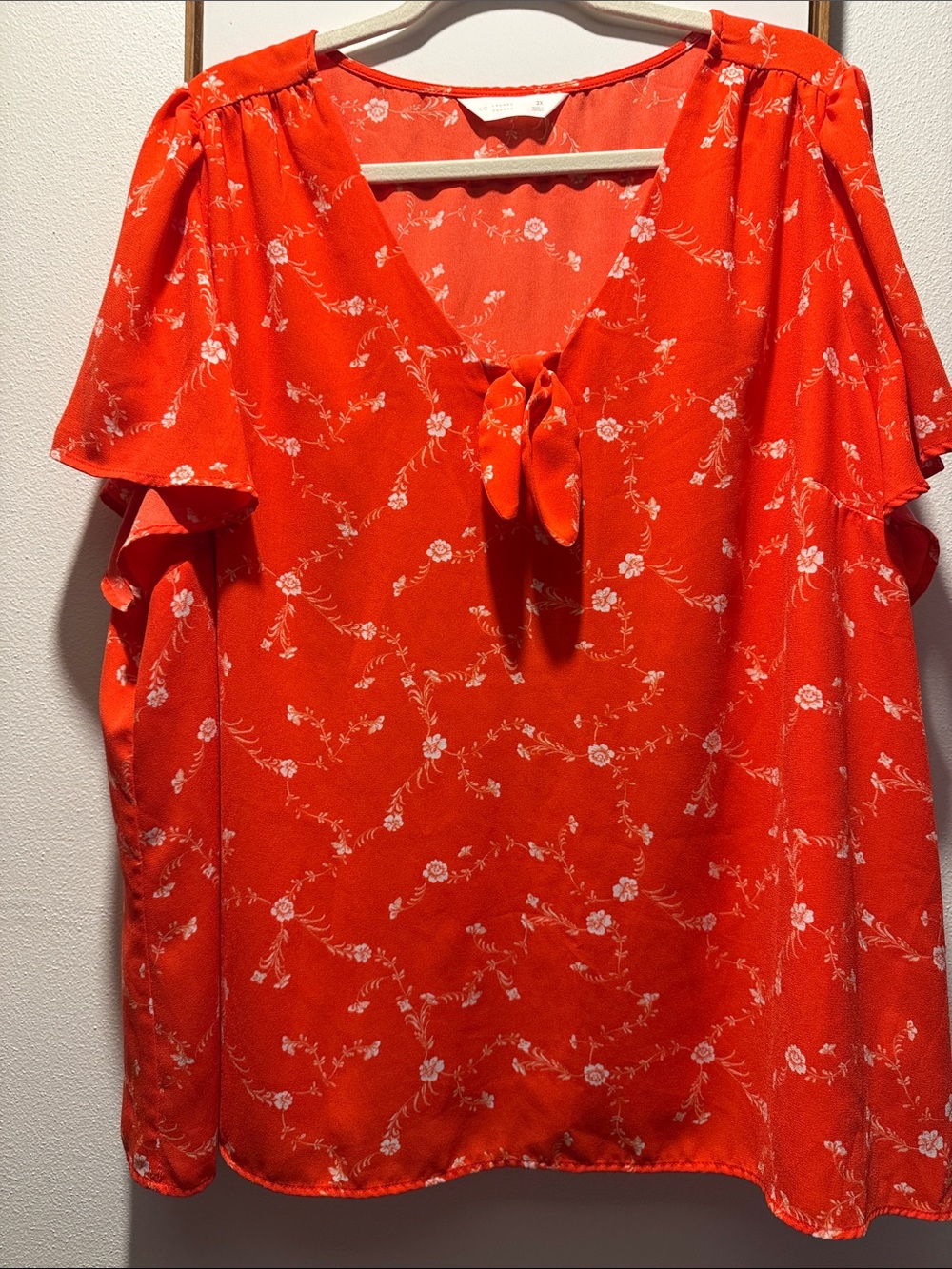 LC Lauren Conrad Bright Red Floral Tie-Neck Blouse